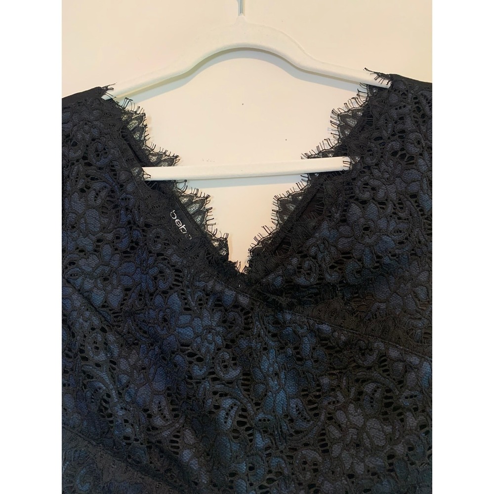 Bebe Women Navy Black Lace Surplice Crop Top Eyelash Trim Size M - Picture 5 of 9